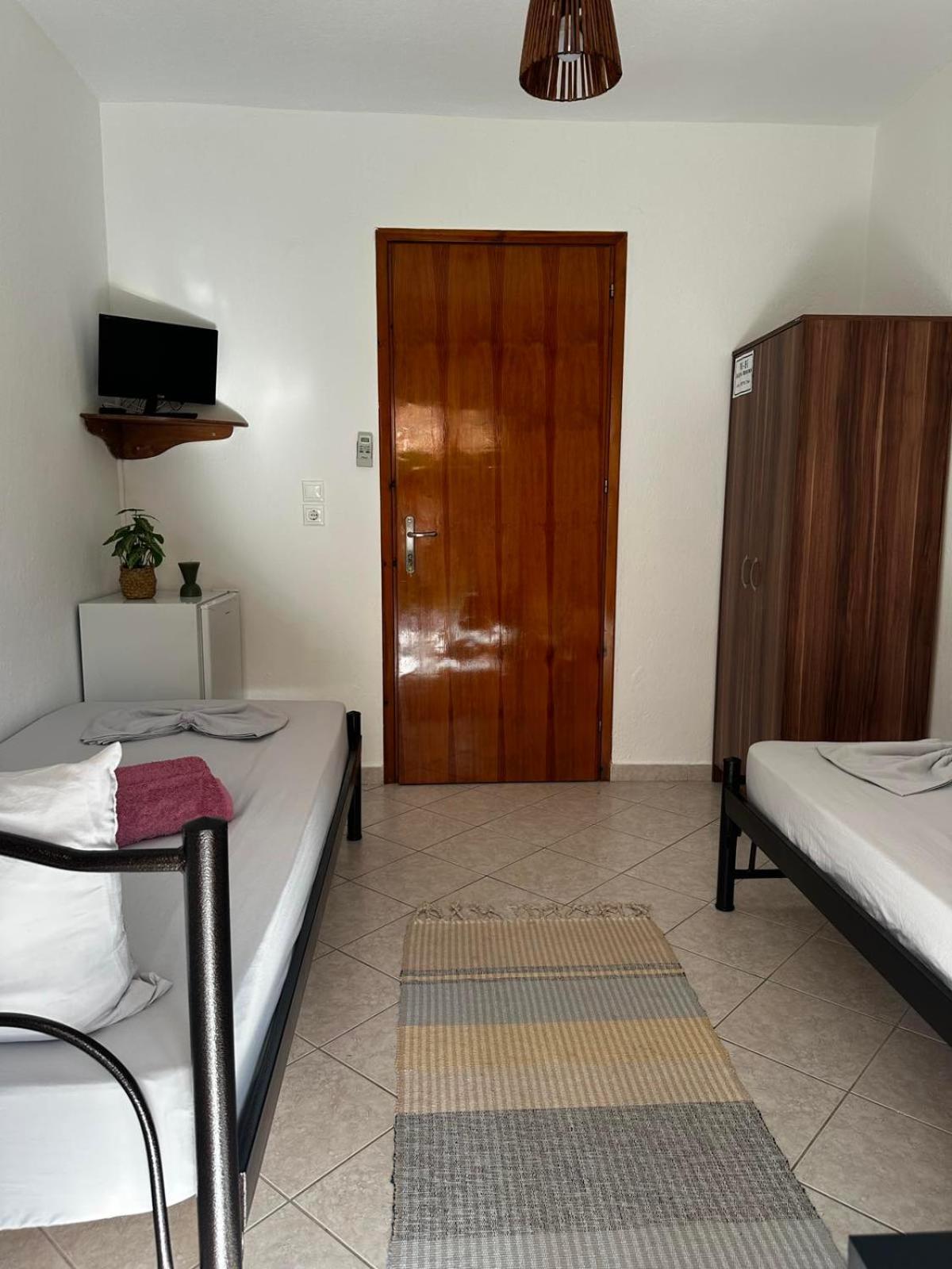 Elena Rooms-Apartments Аспровальта Экстерьер фото